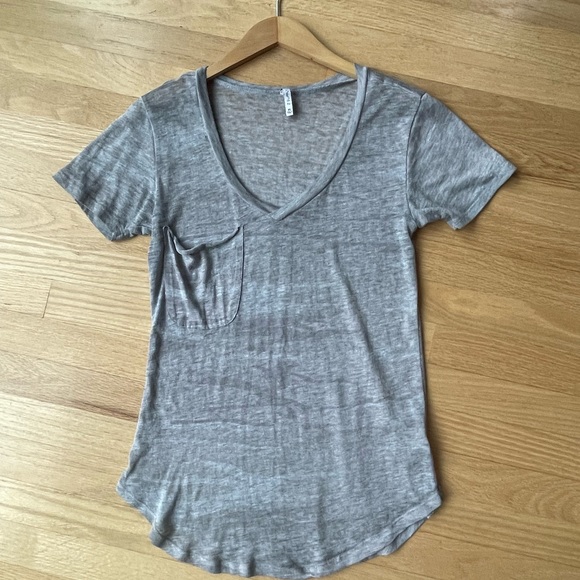 Z Supply OVERSIZED Camo Burnout Pocket Tee Size XS - Picture 4 of 13